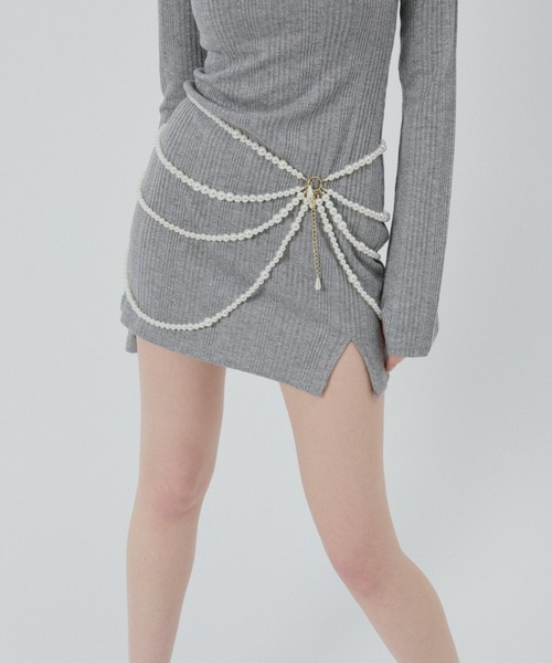 BLONDEY（ブロンディ）の「フィンガーフォールラメニットミニワンピ（ワンピース・レディース・グレー/ブラック・FREE）」の22枚目の写真