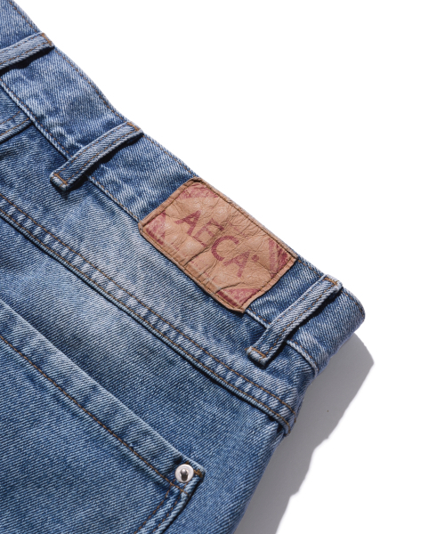AECA（エイカ）の「VINTAGE WASHED PAINTED DENIM-BLUE（デニムパンツ・レディース・その他・M/S/L）」の6枚目の写真
