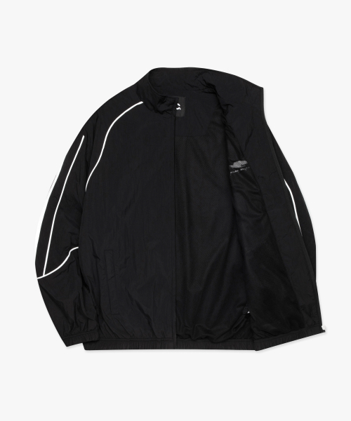 LMCの「PIPING LINE TRACK JACKET black（ナイロンジャケット・レディース・その他・S/M/L）」の7枚目の写真