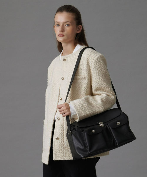 TTUDEMENT(トュードメント)の「FLAP POCKET SATCHEL BAG BLACK(ショルダーバッグ・レディース・その他・FREE)」の2枚目の写真