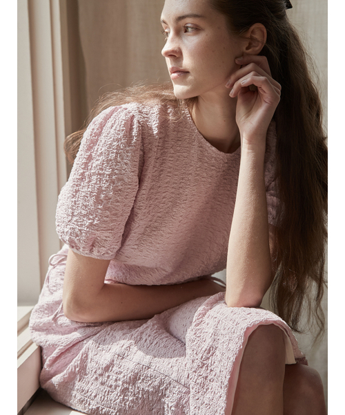 BEMUSE MANSION(ビミューズマンション)の「Back point cut out dress - Black(ワンピース・レディース・ブラック・FREE)」の4枚目の写真