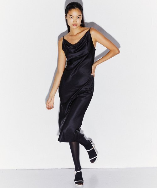 KIMDOH(キムド)の「DREYPE COWL DRESS BLACK(ワンピース・レディース・その他・FREE)」の2枚目の写真