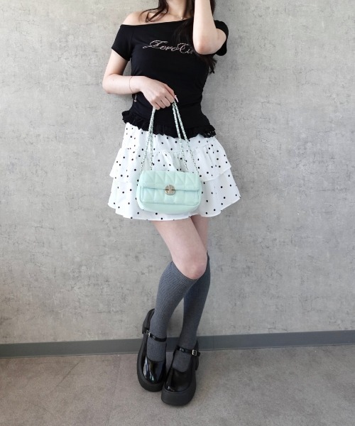 Mejoul(メジュール)の「【2026春夏新作】ワンショル サイドギャザー 裾レースフリルTシャツ(Tシャツ/カットソー・レディース・ホワイト/グレー/ブラック・F)」の12枚目の写真