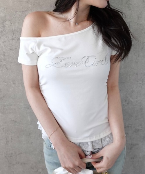 Mejoul(メジュール)の「【2026春夏新作】ワンショル サイドギャザー 裾レースフリルTシャツ(Tシャツ/カットソー・レディース・ホワイト/グレー/ブラック・F)」の4枚目の写真