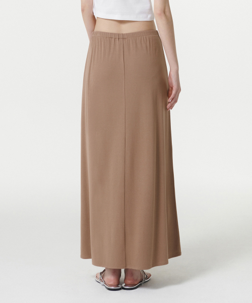 MUSINSA STANDARD WOMAN（ムシンサスタンダードウーマン）の「ウィメンズソフトジャージマキシスカート[ローズブラウン]（スカート・レディース・その他・LARGE/MEDIUM/SMALL/X-SMALL）」の3枚目の写真