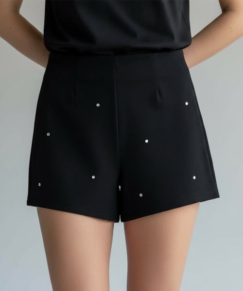 BORN SLIPPY(ボーンスリッピー)の「Soft Crystal Winter Fleece Shorts (Black)(その他パンツ・レディース・その他・SMALL/MEDIUM/LARGE)」の3枚目の写真