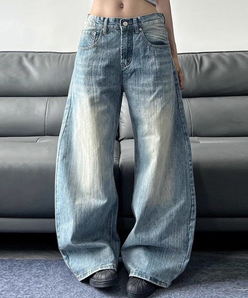 NEW GENTLEMAN(ニュージェントルマン)の「アイスブレイクデニム ワイドバギー バルーンパンツ(デニムパンツ・レディース・ブルー・M/S/L)」の6枚目の写真