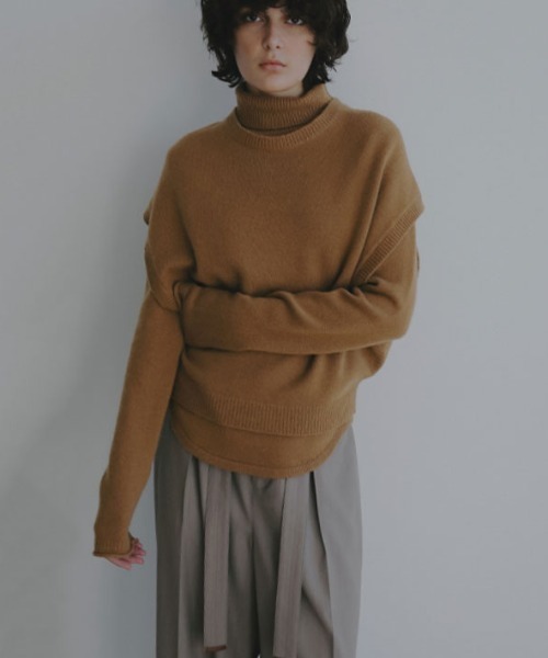 ETRE TOKYO（エトレトウキョウ）の「ウールカシミヤスリーブレスニットプルオーバー（ニット/セーター・レディース・オフホワイト/ブルー/キャメル・FREE）」の3枚目の写真