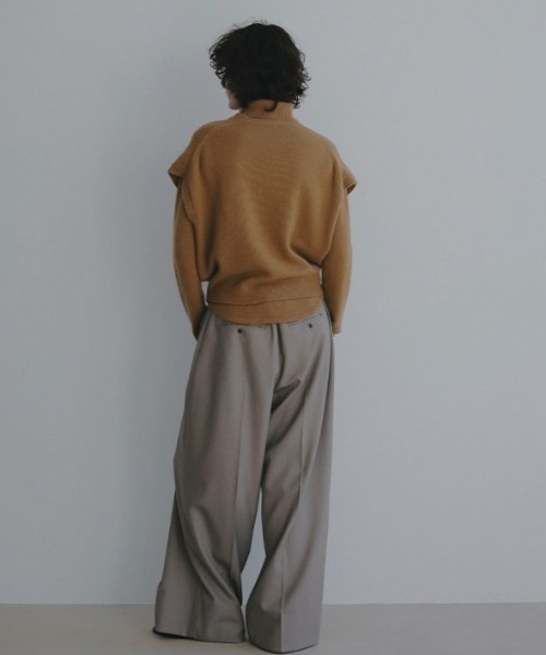 ETRE TOKYO（エトレトウキョウ）の「ウールカシミヤスリーブレスニットプルオーバー（ニット/セーター・レディース・オフホワイト/ブルー/キャメル・FREE）」の8枚目の写真