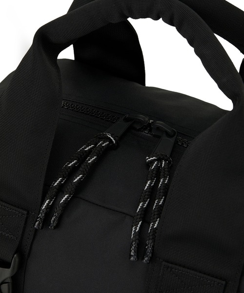GREGORY（グレゴリー）の「ジョーブレイカーダッフル JAWBREAKER DUFFEL ジェットブラック（ボストンバッグ・メンズ・ブラック・ONE SIZE）」の4枚目の写真