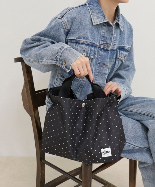 fredy emue（フレディエミュ）の「【Drifter/ドリフター】CARRY ALL BAG（ショルダーバッグ・レディース・パープル/ライトブルー/ブラック/ブラック系その他2/ブラウン・FREE）」の3枚目の写真