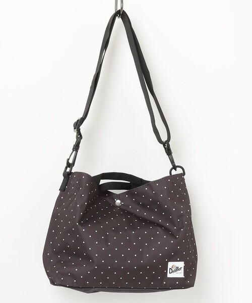 fredy emue（フレディエミュ）の「【Drifter/ドリフター】CARRY ALL BAG（ショルダーバッグ・レディース・パープル/ライトブルー/ブラック/ブラック系その他2/ブラウン・FREE）」の6枚目の写真