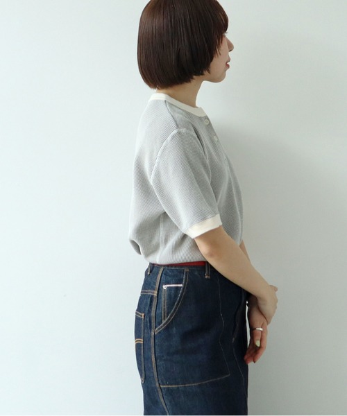 PAR ICI（パーリッシィ）の「タックワッフル ヘンリーネック半袖カットソー（Tシャツ/カットソー・レディース・ネイビー/オレンジ/グレー・FREE）」の16枚目の写真