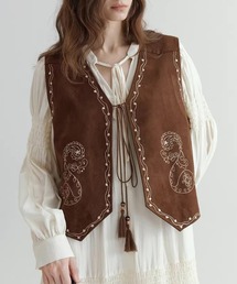 Fano Studios | 刺繍デザイン スエード調 Ｖネックベスト FC26W052【Fano Studios】【2026SS】(ベスト)