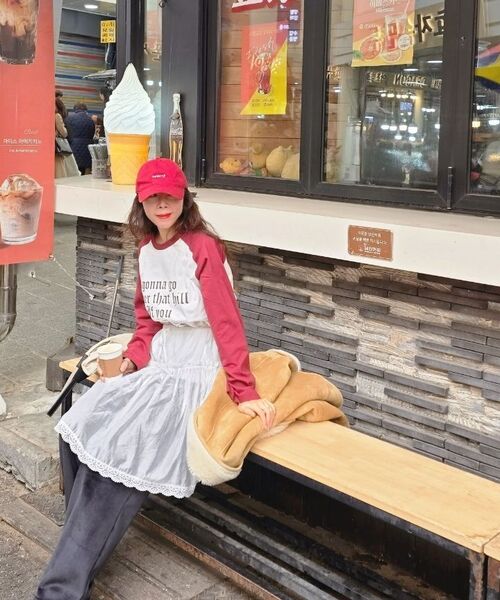 REBRENNER(リブレンナー)の「DTF トリップ レグラン ロングスリーブ ホワイトバーガンディ(Tシャツ/カットソー・レディース・その他・MEDIUM/LARGE/X-LARGE)」の9枚目の写真