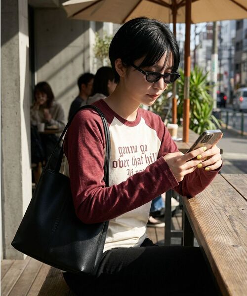 REBRENNER(リブレンナー)の「DTF トリップ レグラン ロングスリーブ ホワイトバーガンディ(Tシャツ/カットソー・レディース・その他・MEDIUM/LARGE/X-LARGE)」の3枚目の写真