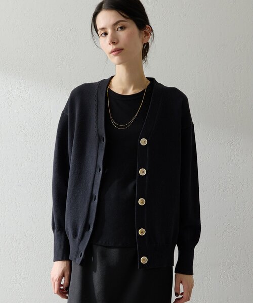 Whim Gazette（ウィムガゼット）の「ボタンカーディガン（カーディガン/ボレロ・レディース・ブラック/グレイッシュベージュ・FREE）」の5枚目の写真