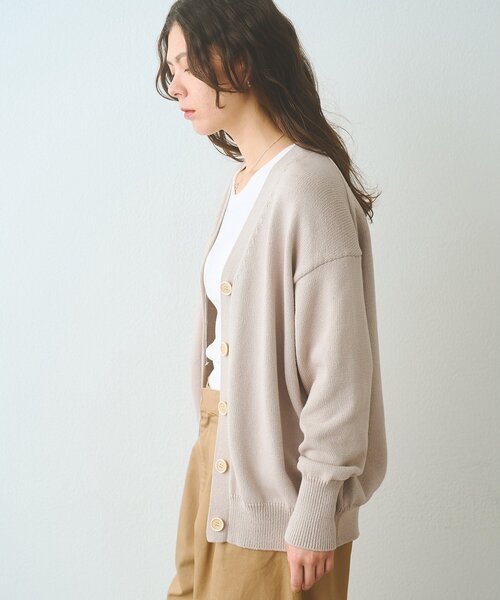 Whim Gazette（ウィムガゼット）の「ボタンカーディガン（カーディガン/ボレロ・レディース・ブラック/グレイッシュベージュ・FREE）」の15枚目の写真