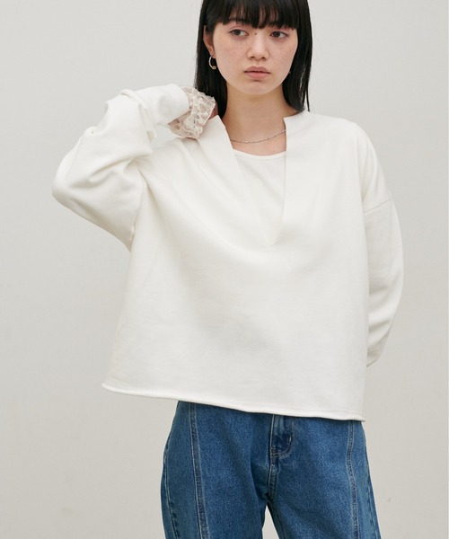 LARUTA(ラルータ)の「【LARUTA】断ち切りスキッパー裏毛プルオーバー(Tシャツ/カットソー・レディース・グレー/チャコールグレー/ライム/オフホワイト・FREE)」の2枚目の写真