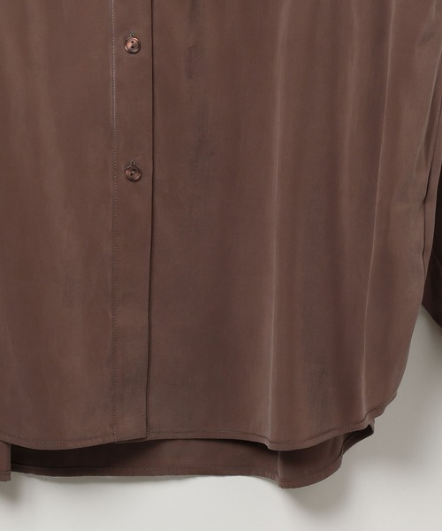 LEPSIM(レプシィム)の「フィブリルVブラウス 640877(シャツ/ブラウス・レディース・ブラウン/ブラック/グレイッシュベージュ・FREE)」の4枚目の写真