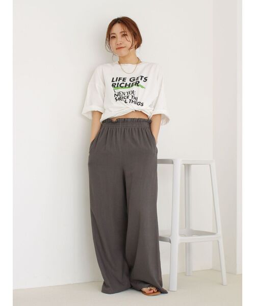 Ungrid（アングリッド）の「ウエストデザインリネン混ラフパンツ（その他パンツ・レディース・グリーン/アイボリー/チャコールグレー・FREE）」の17枚目の写真