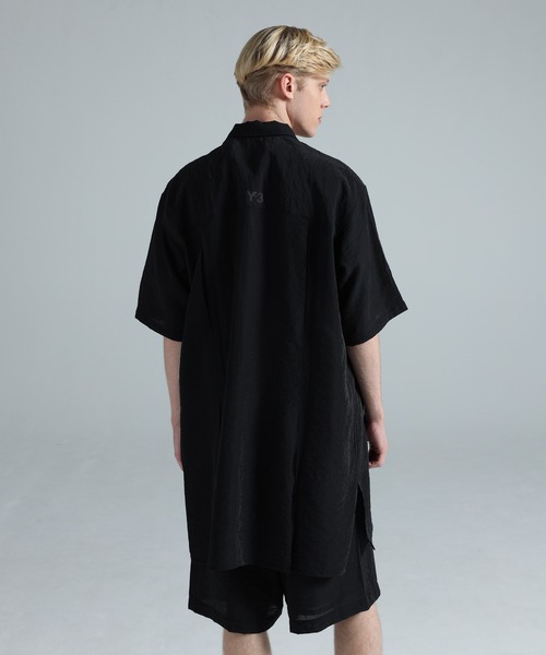 Y-3（ワイスリー）の「Y-3 SHORT SLEEVE LONG SHIRT（シャツ/ブラウス・メンズ・ブラック・SMALL/MEDIUM/LARGE/X-LARGE/X-SMALL）」の3枚目の写真