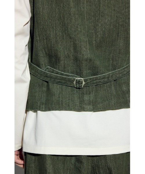 AZUL by moussy（アズールバイマウジー）の「リラックスデニムベスト（ベスト・メンズ・ワンウォッシュ/カーキ・LARGE/MEDIUM）」の12枚目の写真
