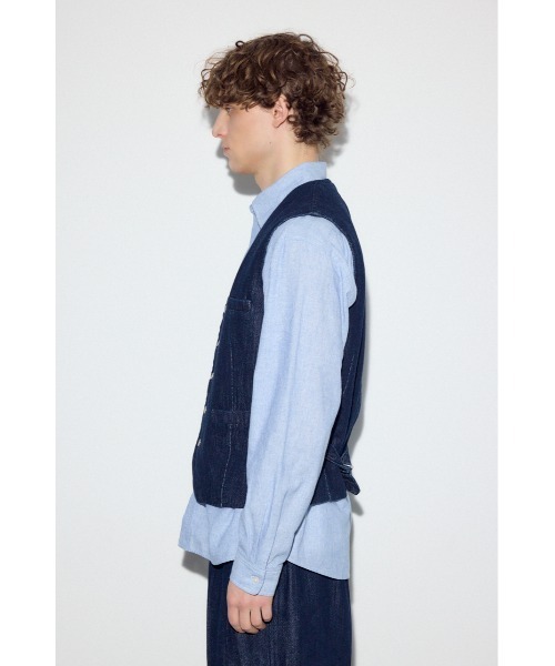 AZUL by moussy（アズールバイマウジー）の「リラックスデニムベスト（ベスト・メンズ・ワンウォッシュ/カーキ・LARGE/MEDIUM）」の20枚目の写真