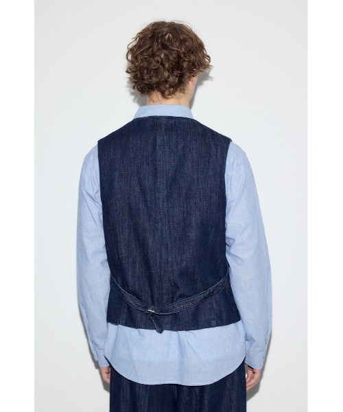 AZUL by moussy（アズールバイマウジー）の「リラックスデニムベスト（ベスト・メンズ・ワンウォッシュ/カーキ・LARGE/MEDIUM）」の21枚目の写真