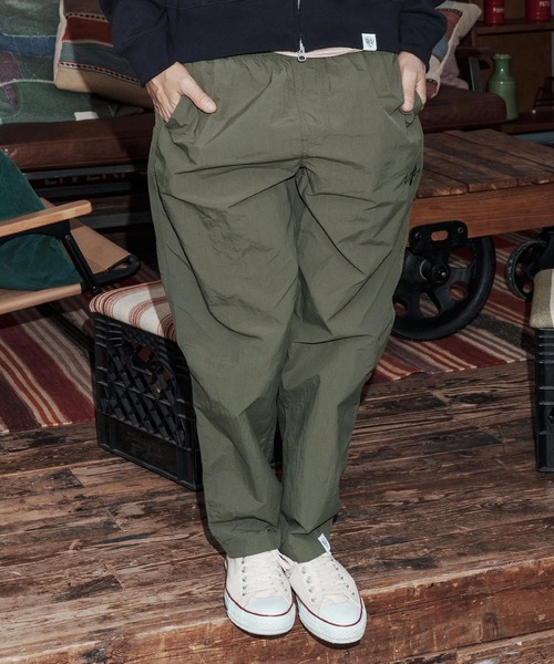No Rain No Rainbow(ノーレインノーレインボー)の「mp14822-nylon easy pants with two-tone embroidery ナイロンイージーパンツ(NR26S-21)(その他パンツ・メンズ・カモフラージュ/ブラック/オリーブ・XL/L/M/S)」の11枚目の写真