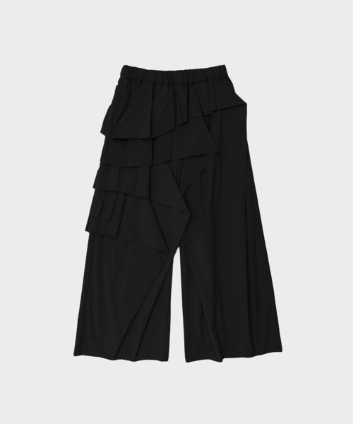 TAAKK（ターク）の「RUFFLE Pants（その他パンツ・レディース・グレイッシュベージュ/ブラック・1/3）」の2枚目の写真