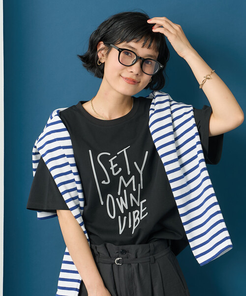 FREAK'S STORE（フリークスストア）の「藤本美貴 × FREAK'S STORE/フリークスストア メッセージロゴ 半袖Tシャツ（Tシャツ/カットソー・レディース・ブラック/オフホワイト/レモンイエロー・SMALL/MEDIUM/LARGE）」の3枚目の写真