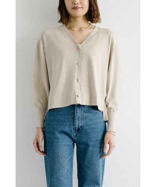 M.deux（エムドゥ）の「シルキータッチＶネックカーディガン（Tシャツ/カットソー・レディース・ブラック/オフホワイト/ベージュ/イエロー・MEDIUM）」の15枚目の写真