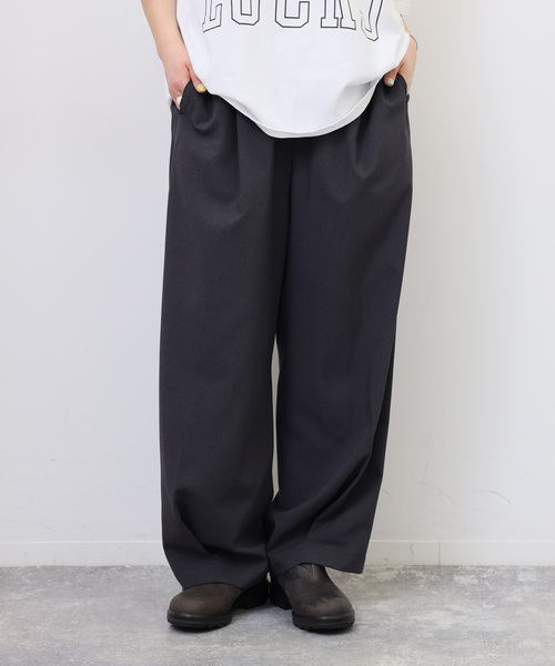 JOURNAL STANDARD LUXE（ジャーナルスタンダード　ラックス）の「トロピカル タックパンツ（その他パンツ・レディース・チャコールグレー/ブラック・FREE）」の7枚目の写真