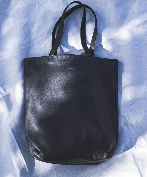 URBAN RESEARCH(アーバンリサーチ)の「AWAK TOTE-grain(トートバッグ・メンズ・ブラック系その他/ブラック・ONE)」の2枚目の写真