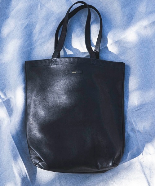 URBAN RESEARCH（アーバンリサーチ）の「AWAK　TOTE-grain（トートバッグ・メンズ・ブラック系その他/ブラック・ONE）」の2枚目の写真