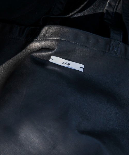 URBAN RESEARCH（アーバンリサーチ）の「AWAK　TOTE-grain（トートバッグ・メンズ・ブラック系その他/ブラック・ONE）」の3枚目の写真