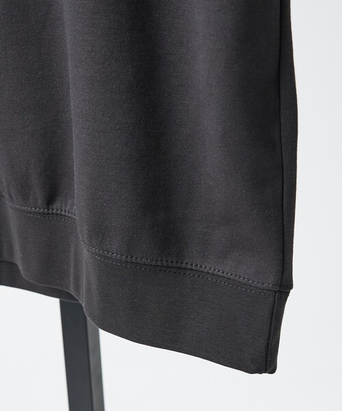 ABAHOUSE GRAY(アバハウスグレイ)の「【SMART CLOSET】シルキータッチ モックネック 長袖Tシャツ(Tシャツ/カットソー・メンズ・ホワイト/グレイッシュベージュ/ブラック/グレイッシュブルー・46/48)」の9枚目の写真