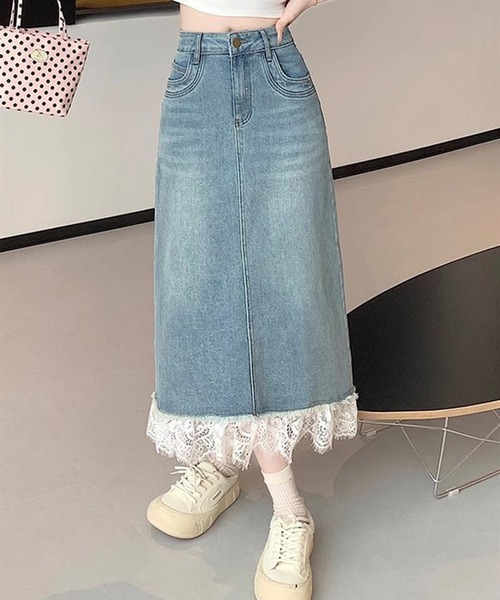 &soiree(アンドソワレ)の「裾レースデニムタイトスカート(スカート・レディース・ブルー・SMALL/MEDIUM/LARGE/X-LARGE)」の2枚目の写真