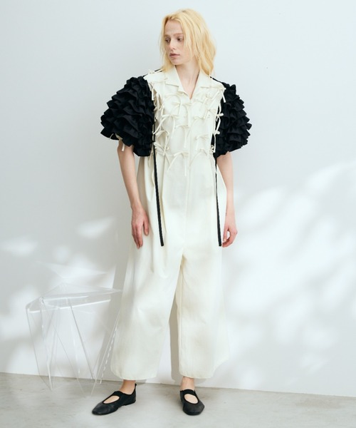 PERNA(ペルナ)の「リボンリボンオールインワン(つなぎ/オールインワン・レディース・アイボリー/ブラック・LARGE/MEDIUM)」の5枚目の写真