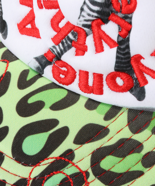 b.Eautiful/ビューティフル】 b.i Foam Trucker Hat（BABY ZEBRA