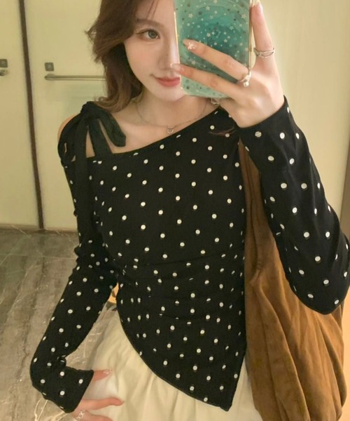 Sibra（シブラ）の「ドット柄ブラックリボンストラップ付きアシメギャザートップス（Tシャツ/カットソー・レディース・グレー/ブラック/ホワイト・M）」の14枚目の写真