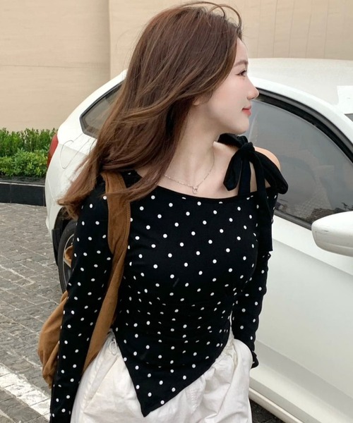 Sibra（シブラ）の「ドット柄ブラックリボンストラップ付きアシメギャザートップス（Tシャツ/カットソー・レディース・グレー/ブラック/ホワイト・M）」の15枚目の写真