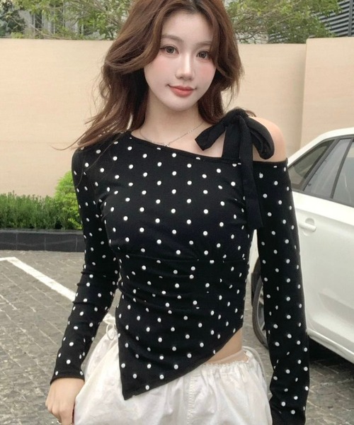 Sibra（シブラ）の「ドット柄ブラックリボンストラップ付きアシメギャザートップス（Tシャツ/カットソー・レディース・グレー/ブラック/ホワイト・M）」の19枚目の写真