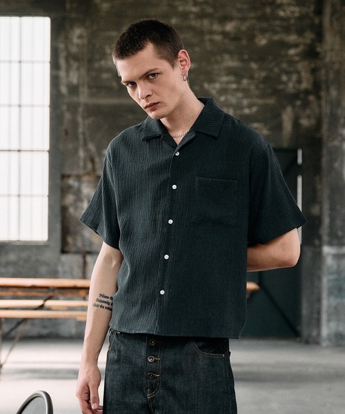 Regen Glanz(レーゲングランツ)の「crinkle textured relaxed open collar shirt / クリンクルテクスチャーリラックスオープンカラーシャツ(シャツ/ブラウス・メンズ・ライトホワイト/ブラック/ブルー/グレー・SMALL/MEDIUM/LARGE)」の16枚目の写真