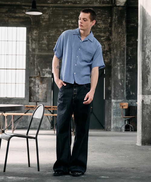 Regen Glanz(レーゲングランツ)の「crinkle textured relaxed open collar shirt / クリンクルテクスチャーリラックスオープンカラーシャツ(シャツ/ブラウス・メンズ・ライトホワイト/ブラック/ブルー/グレー・SMALL/MEDIUM/LARGE)」の11枚目の写真