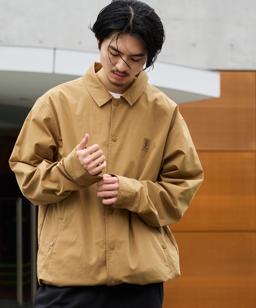 COBMASTER（コブマスター）の「【COBMASTER】 オーバーサイズ バックデザイン プリントコーチジャケット（ナイロンジャケット・メンズ・ベージュ/ブルー/グレー・42/40/38）」の5枚目の写真
