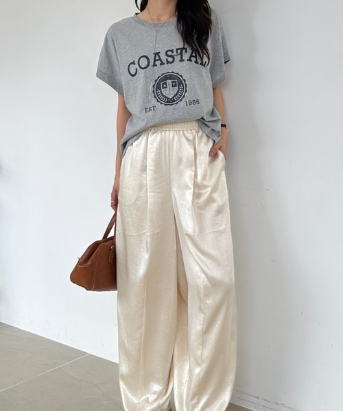 umune(ウムネ)の「Tシャツ フレンチスリーブ カレッジロゴ プリント クルーネック エンブレム ビッグシルエット オーバーサイズ カジュアル トップス 夏(Tシャツ/カットソー・レディース・杢グレー/グレイッシュベージュ/チャコールグレー・FREE)」の12枚目の写真