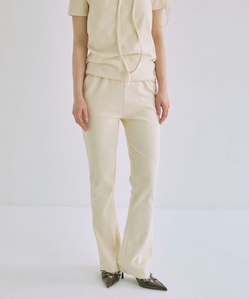 EN NEUME(エンノイム)の「Rib Flare Pants(その他パンツ・レディース・マルチ/アイボリー/ネイビー・1/0)」の1枚目の写真