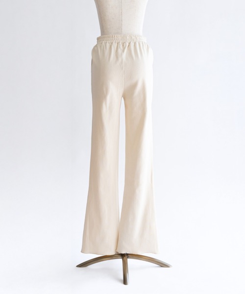 EN NEUME(エンノイム)の「Rib Flare Pants(その他パンツ・レディース・マルチ/アイボリー/ネイビー・1/0)」の10枚目の写真